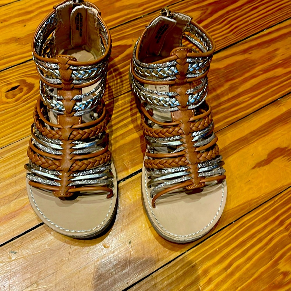 Girls sandals, super cute! Like new, purchased them at Christmas.